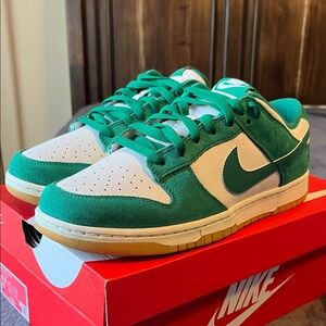 Nike Dunk Low